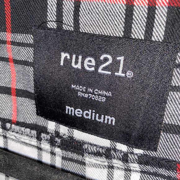 Rue 21 Black Red White Plaid Flannel Long Sleeve Button Down Shirt Size Medium - Picture 4 of 6